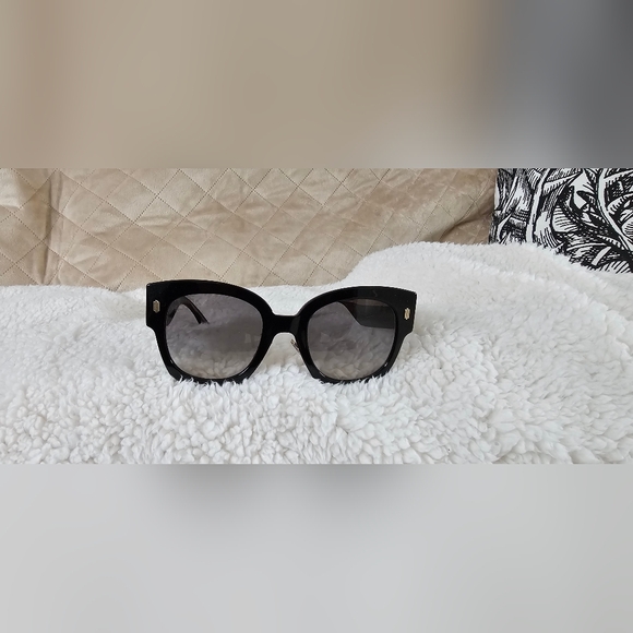 Fendi sunglasses - Picture 4 of 5